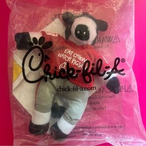 2005 Peach bowl Chick Fil A Cow